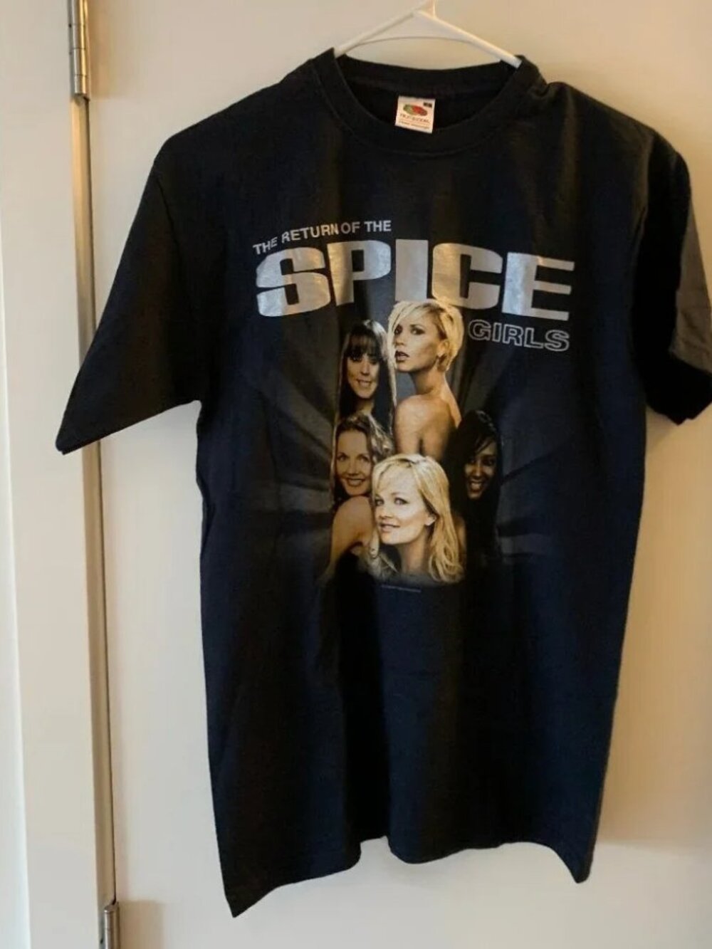 2007 Y2K VINTAGE SPICE GIRLS TOUR TSHIRT SIZE SMALL
